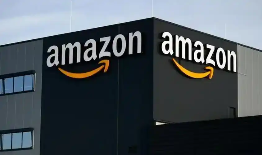 Amazon (USA) – Practice of Intelligent Robot Collaborative Fulfillment: In the field of intelligent warehousing, Amazon has always been at the forefront of the industry.